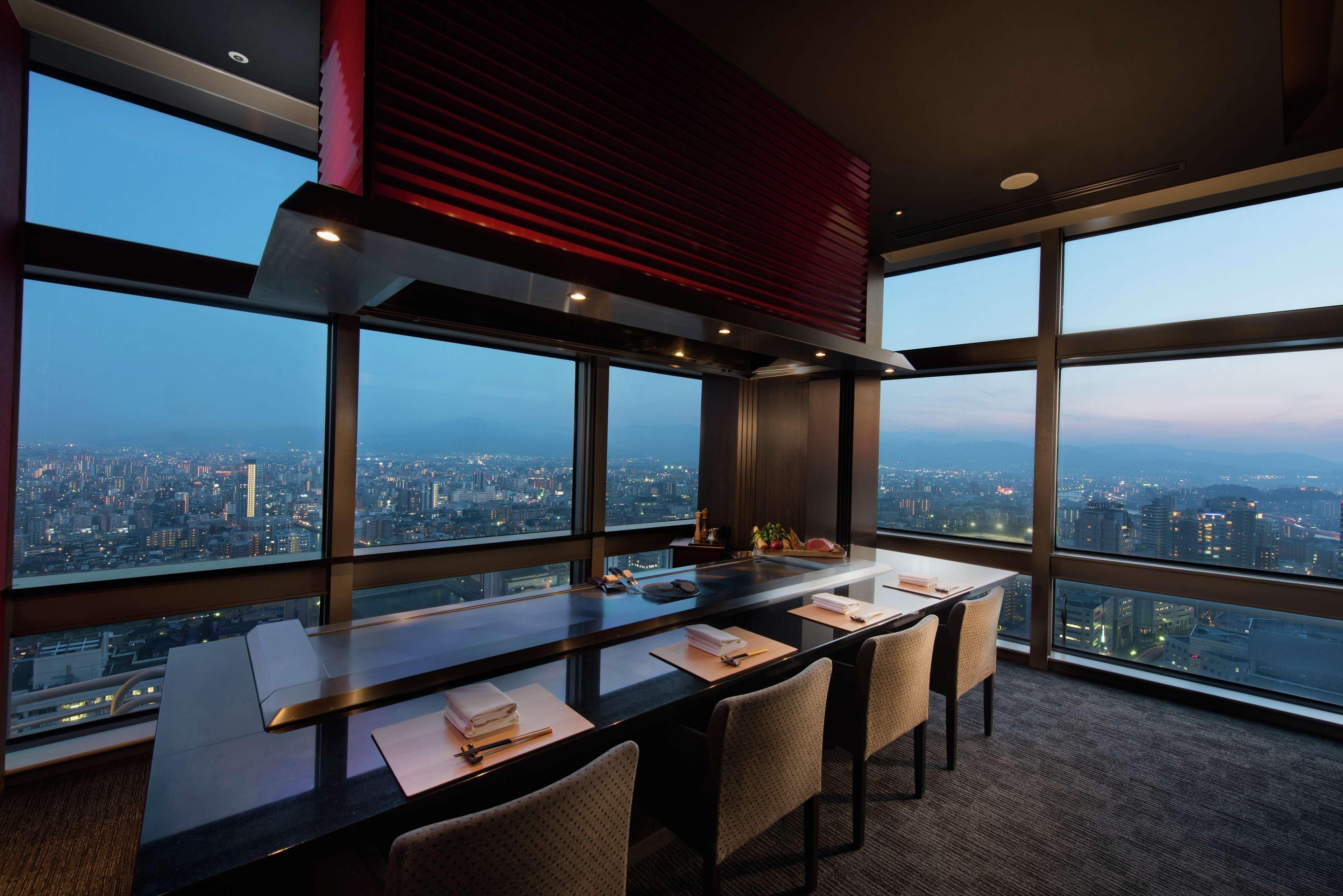Готель Hilton Fukuoka Sea Hawk Екстер'єр фото
