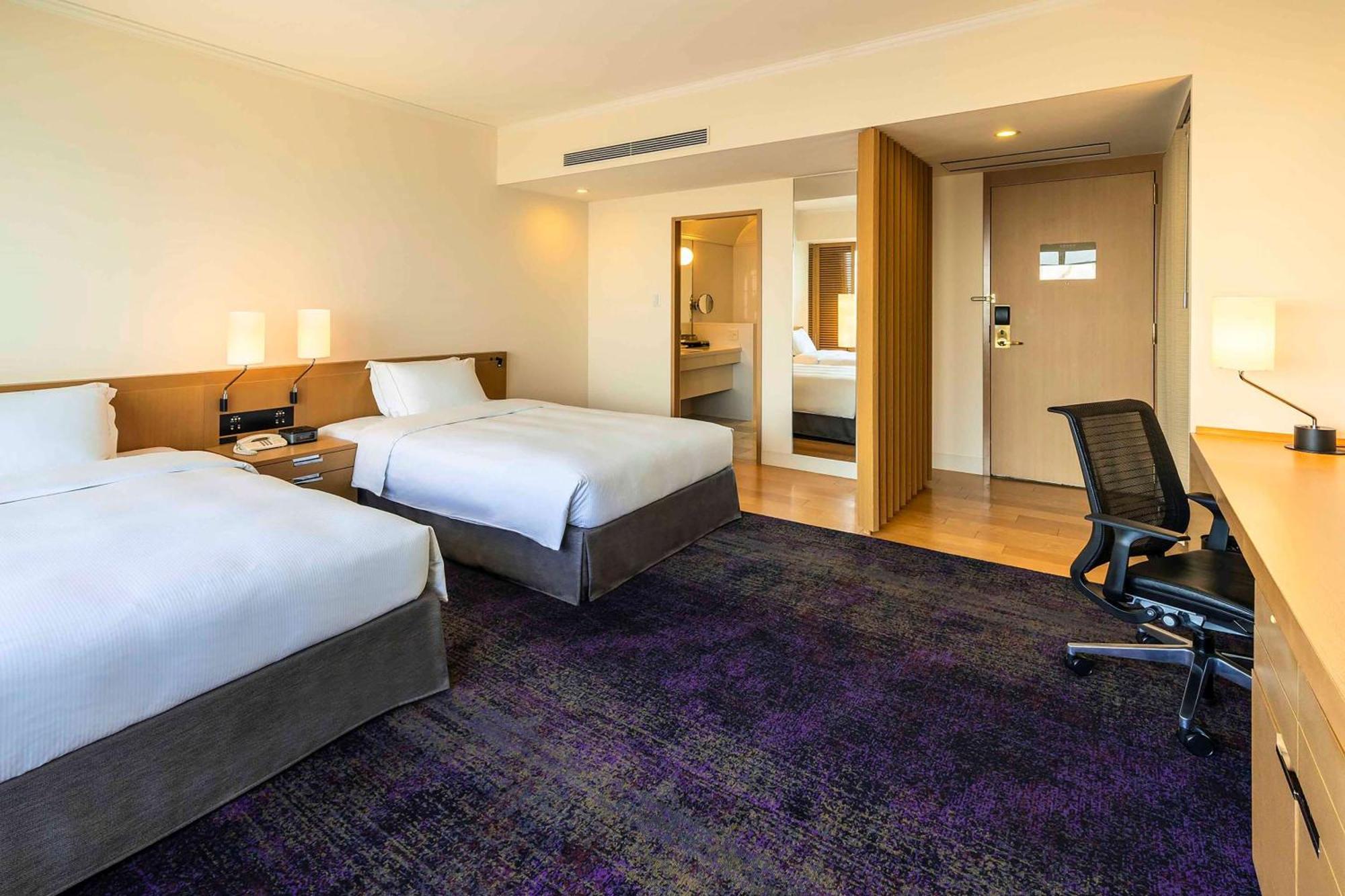 Готель Hilton Fukuoka Sea Hawk Екстер'єр фото